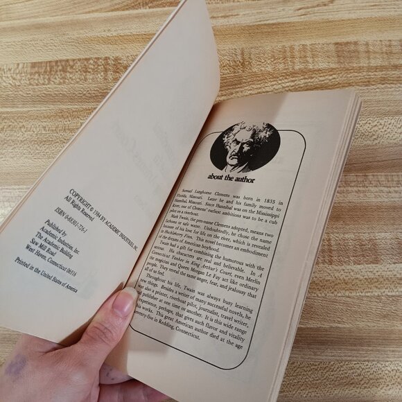 Connecticut Yankee in King Arthur's Court Twain Clemens 1984 B&W Pocket Classics - Picture 4 of 6